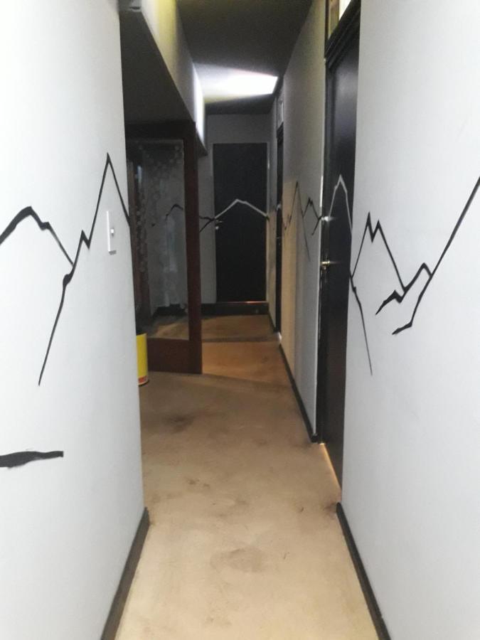 Moving Hostel Travel Bar San Carlos de Bariloche Ngoại thất bức ảnh