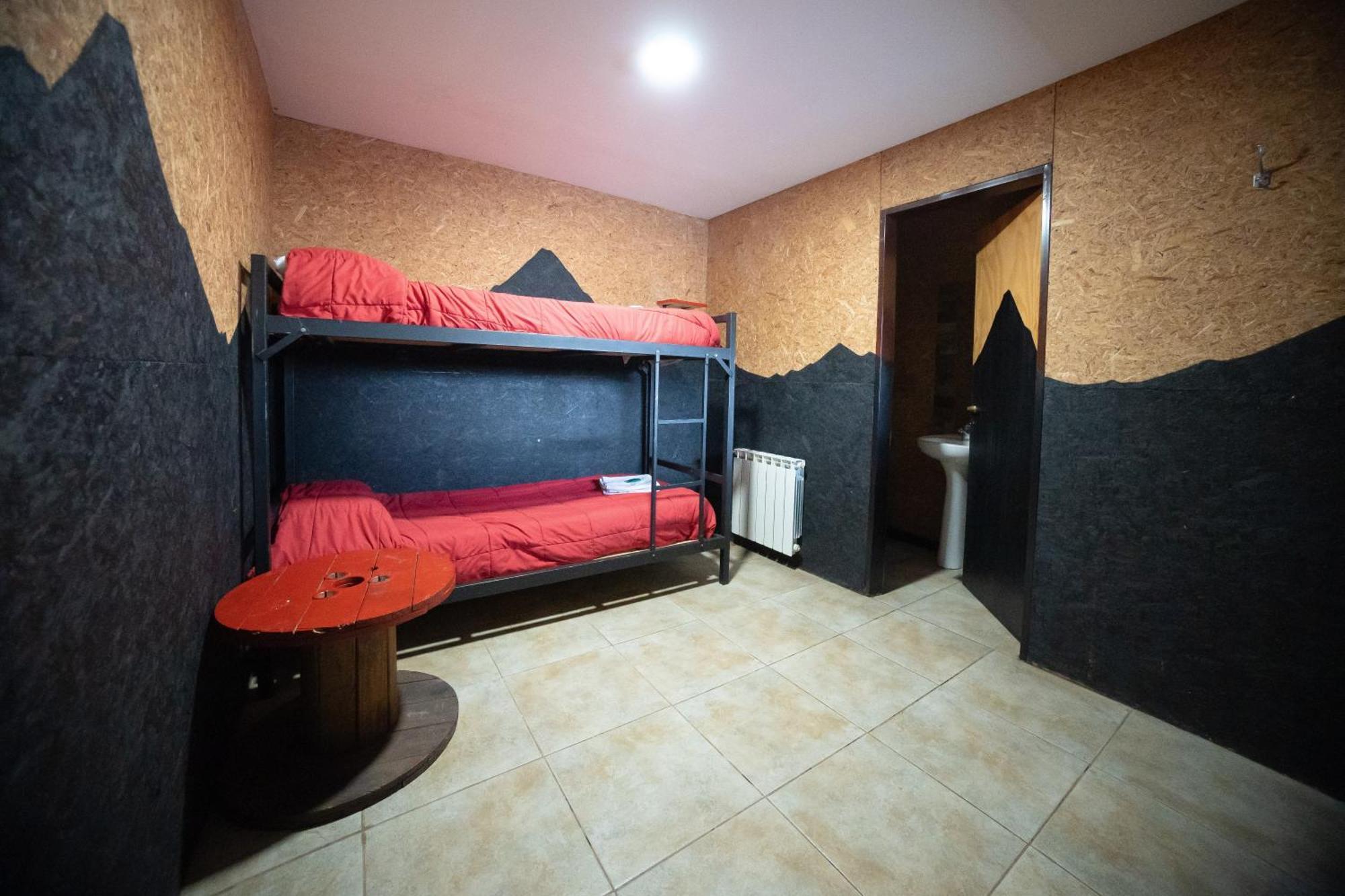 Moving Hostel Travel Bar San Carlos de Bariloche Ngoại thất bức ảnh