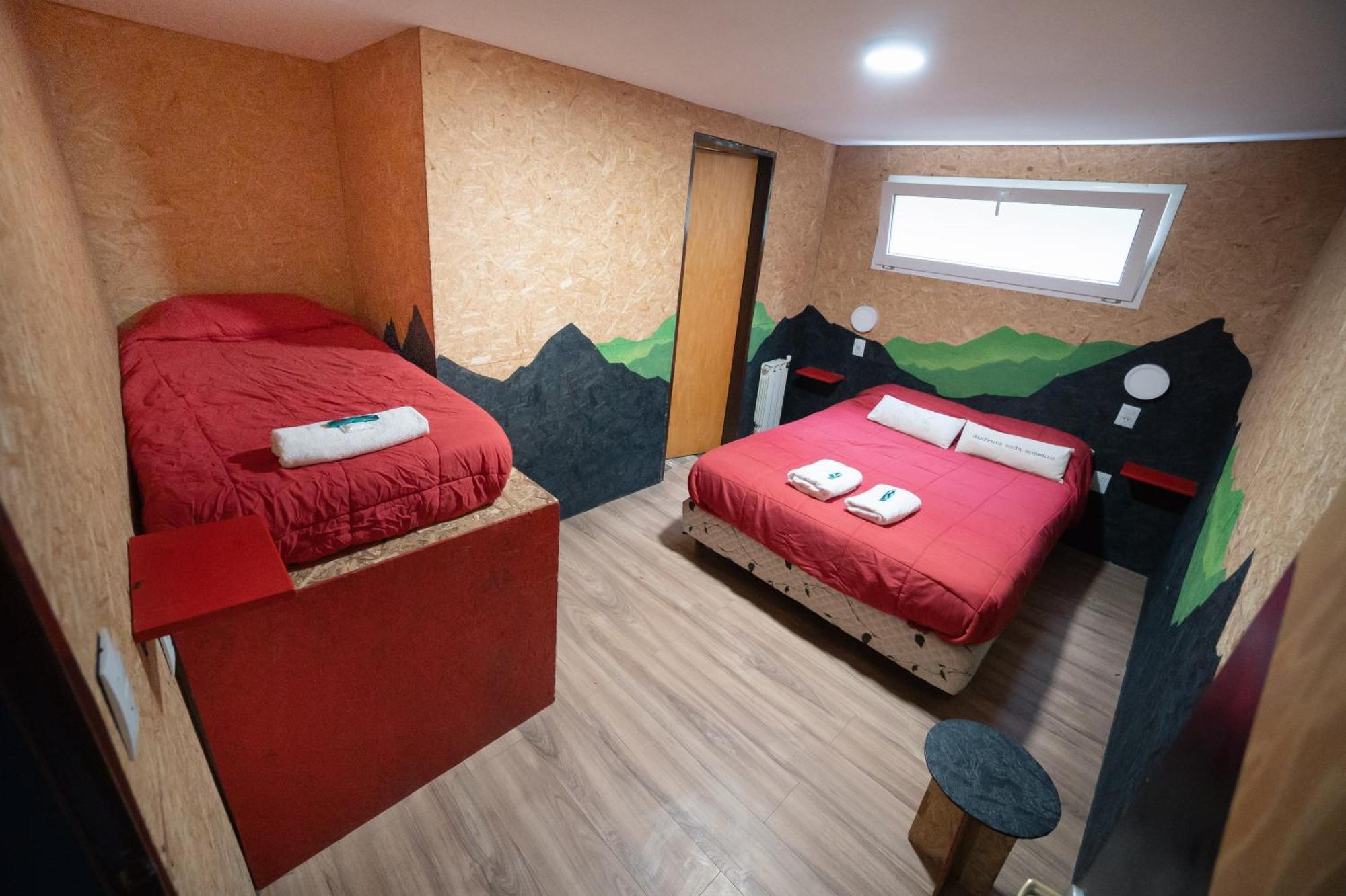 Moving Hostel Travel Bar San Carlos de Bariloche Ngoại thất bức ảnh